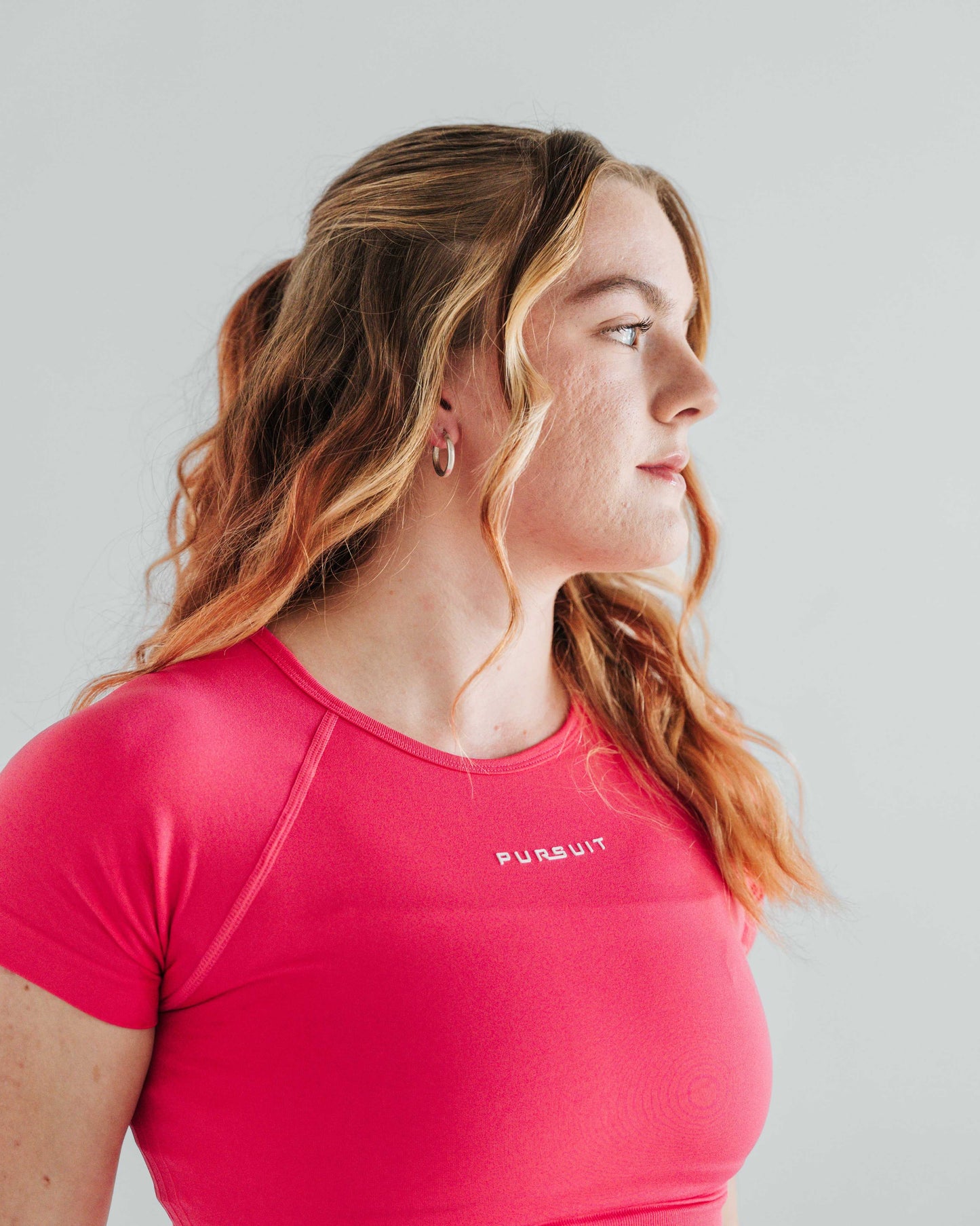 Identity Seamless Crop - Hot Pink
